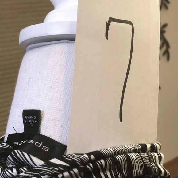 top - Picture 3 of 3